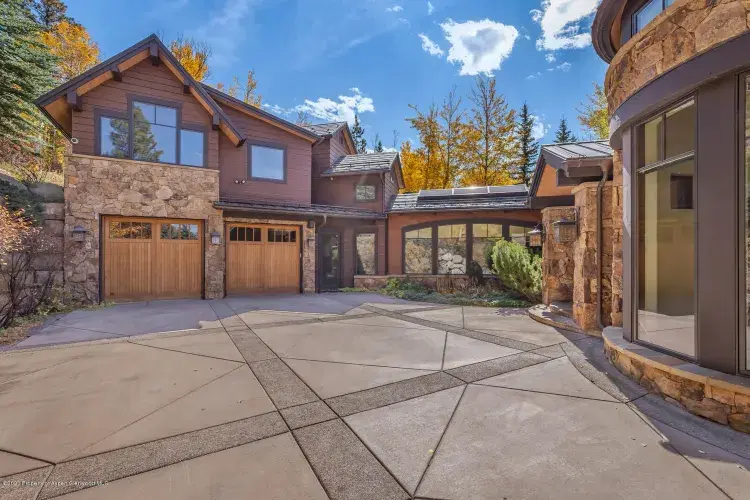 Aspen View  image 2