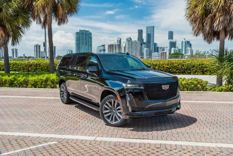 Cadillac Escalade image 1