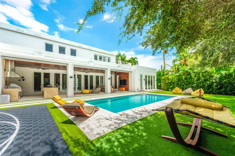 Villa Cortez image 2