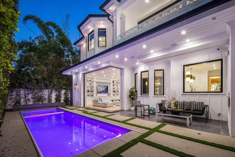 Gardner Modern