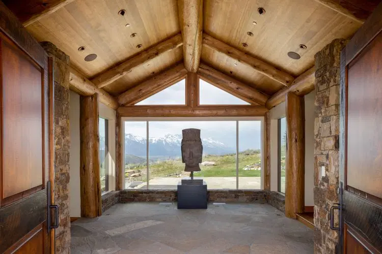 Teton Perspective image 4