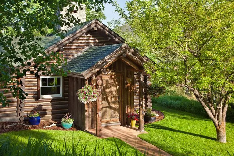 The Cabin image 1