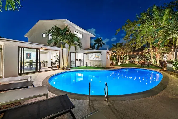 Casa Cobalt