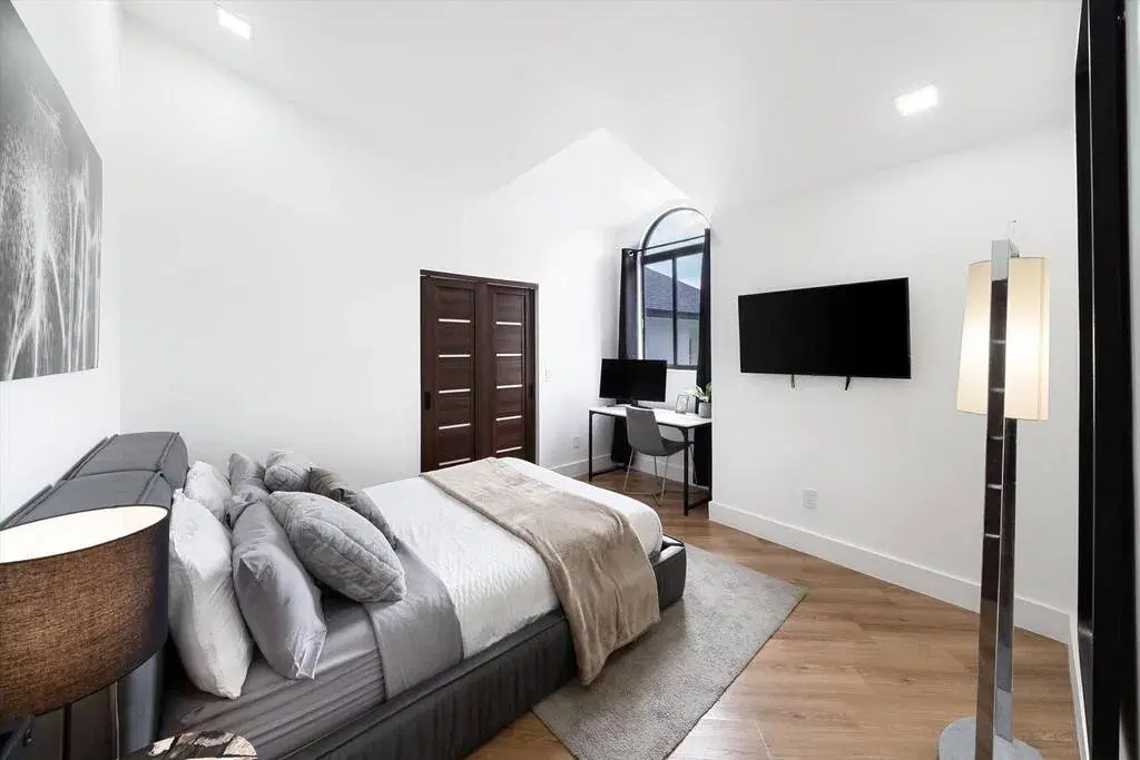 Image 34