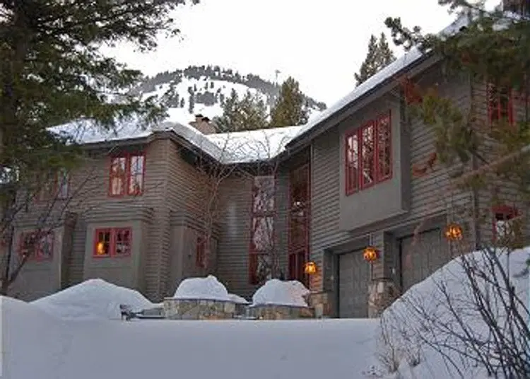 Cody Peak Lodge image 2