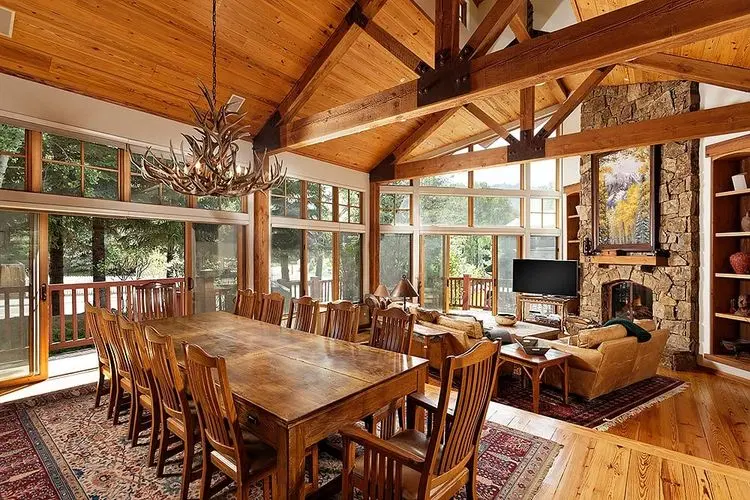 101 Park Avenue | Expansive Private Home in East Aspen, Walking Distance to Town image 3