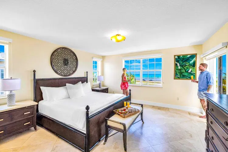 Ocean View Duplex Penthouse | Retreat amenities: tennis court, heated Pool | Vista Key One image 4