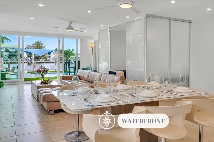 Suite by Beach | Waterfront | Lago Key Three image 1