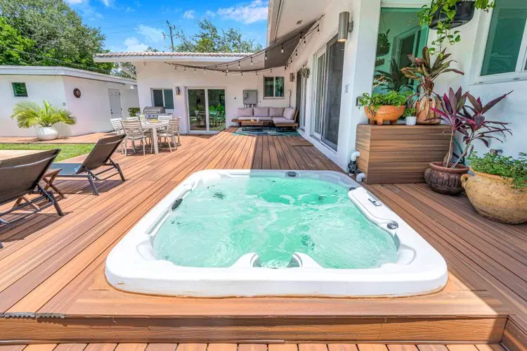 The Ivory Hideaway image 4