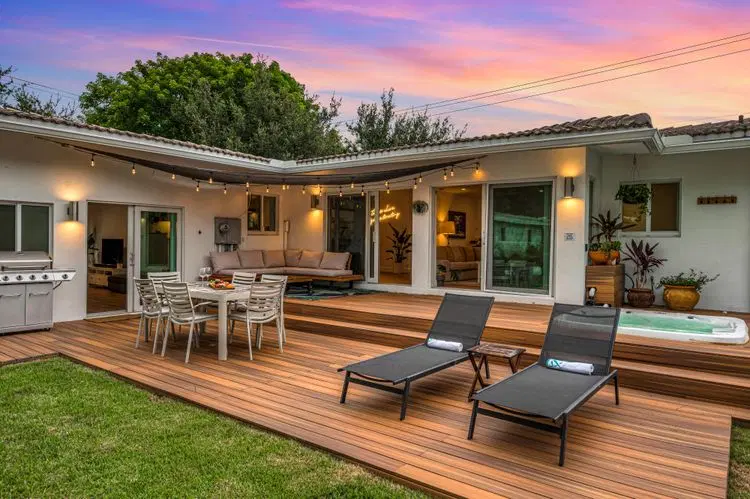 The Ivory Hideaway image 5