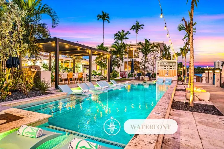 Waterfront / Heated pool / Lime Key Three image 5
