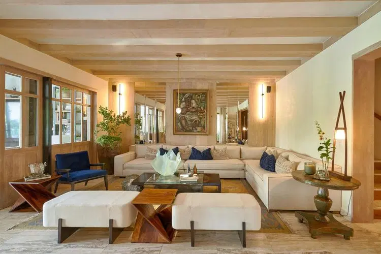 Casa Mia - Elegant Villa with Heated Pool image 5