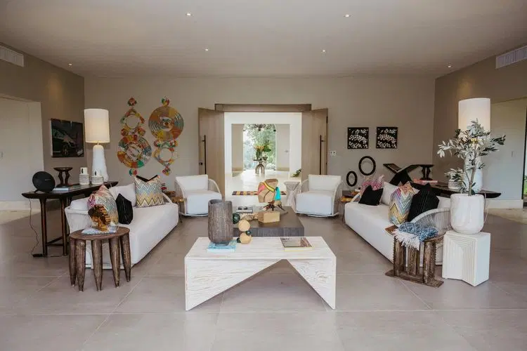 Casa Roble - Elegant Villa with Pool & Gazebo image 3
