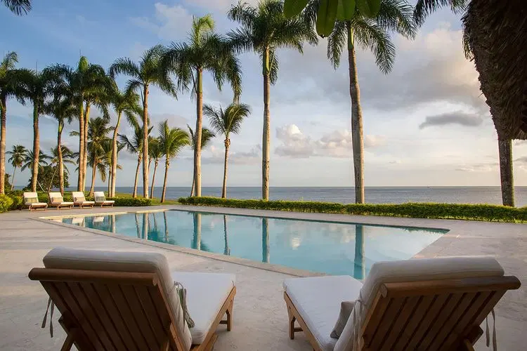 La Fabulosa - Luxury Villa with Ocean Views image 1