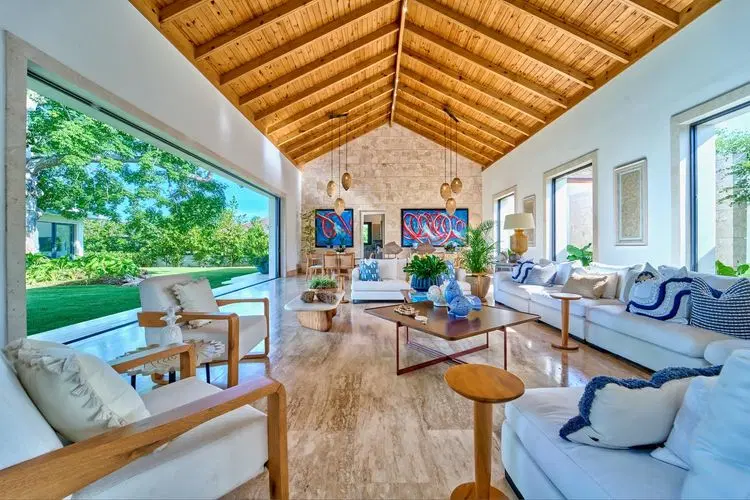 Casa Ceiba - Elegant Villa with Pool & Gazebo