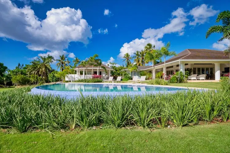 Los Mangos - Tropical Luxury and Comfort image 1
