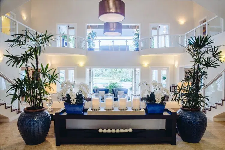 La Brisa - Contemporary Caribbean Retreat image 3