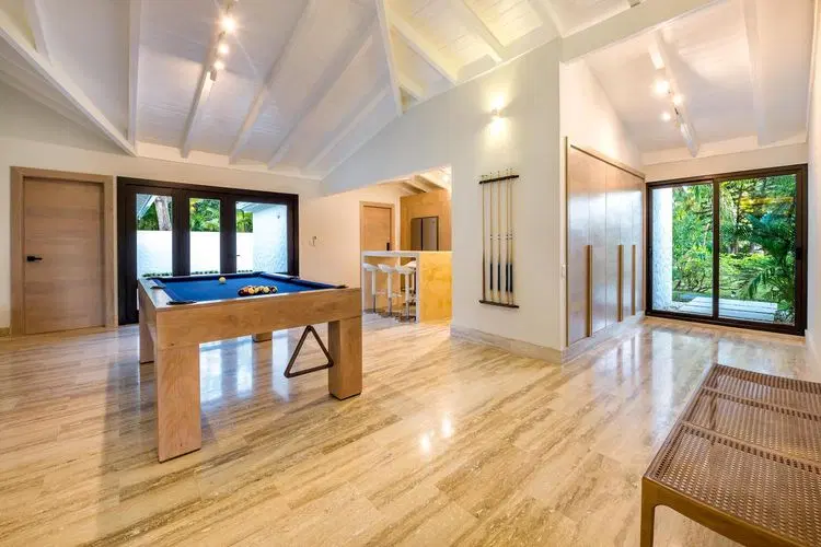 Golf Villa IX - Elegant Golf Villa Retreat image 3