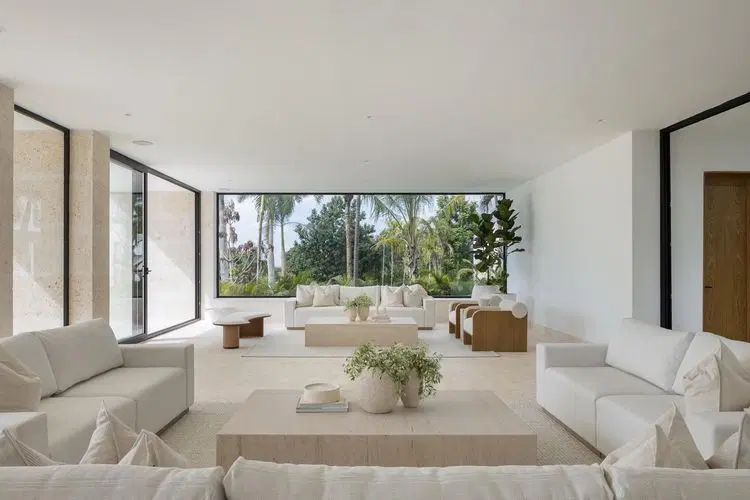 Casa Zens - Modern Coastal Luxury Retreat image 5