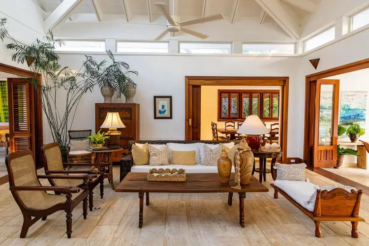 Casa Bliss - Tropical Elegance: Golfside Retreat image 5