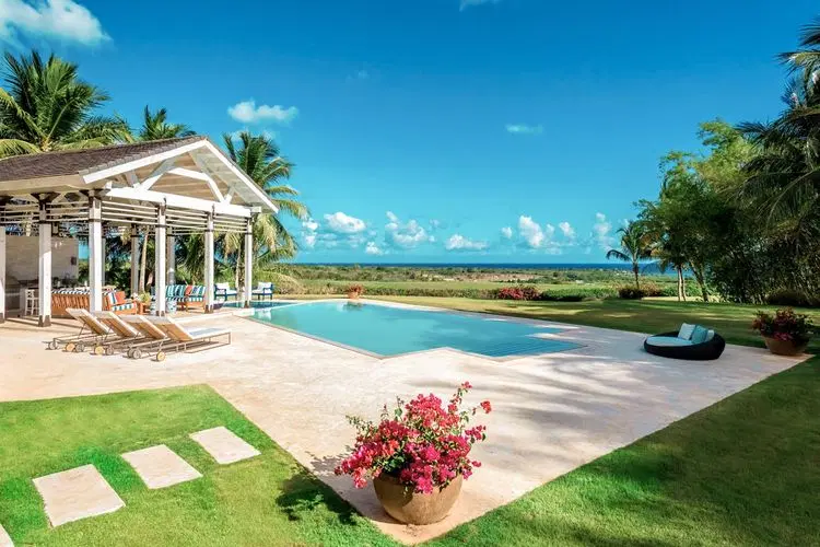 River House - Luxury by Sea and River