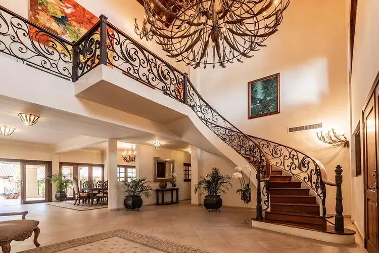 Villa Monica - Estate with Pool & Guest House image 3
