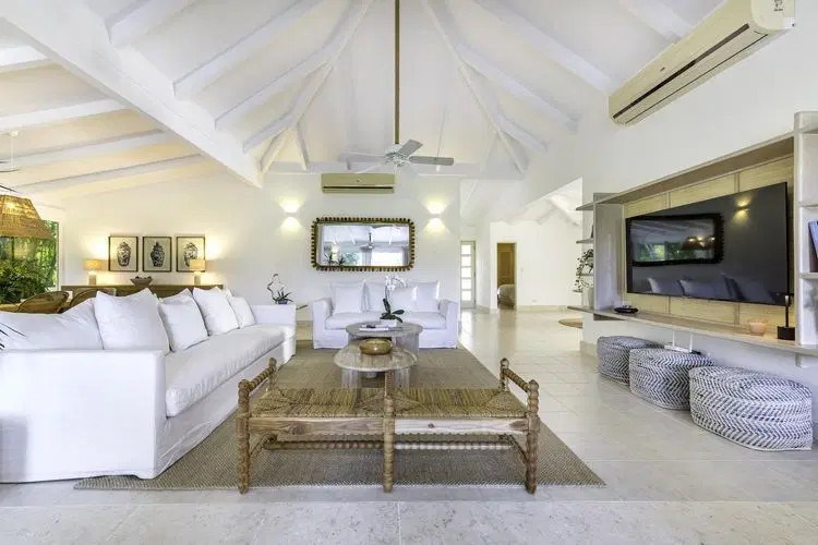 Maison Blanch - Coastal Modern Golf Villa Retreat image 2