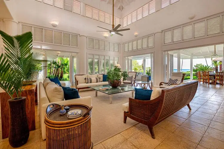 Villa Mar Azul: Beachfront Luxury Retreat image 3