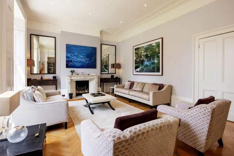 Majestic in Kensington image 3
