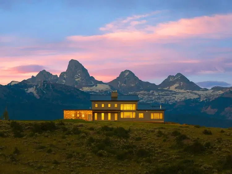 Luxury Ridgetop Retreat w/ Epic Views & Hot Tub! image 1