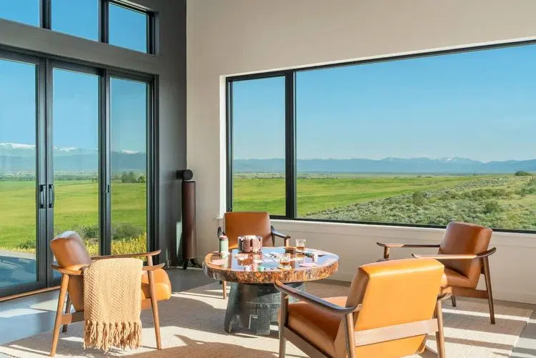 Luxury Ridgetop Retreat w/ Epic Views & Hot Tub! image 3