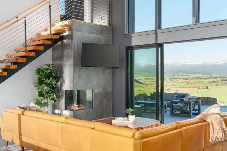 Luxury Ridgetop Retreat w/ Epic Views & Hot Tub! image 4