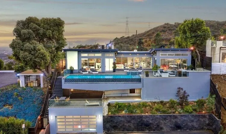 Mulholland View