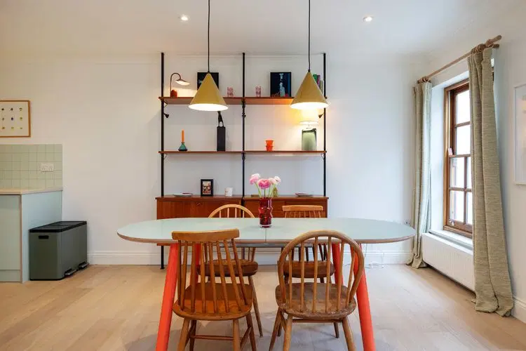 The Lancaster Gate Mews House image 5