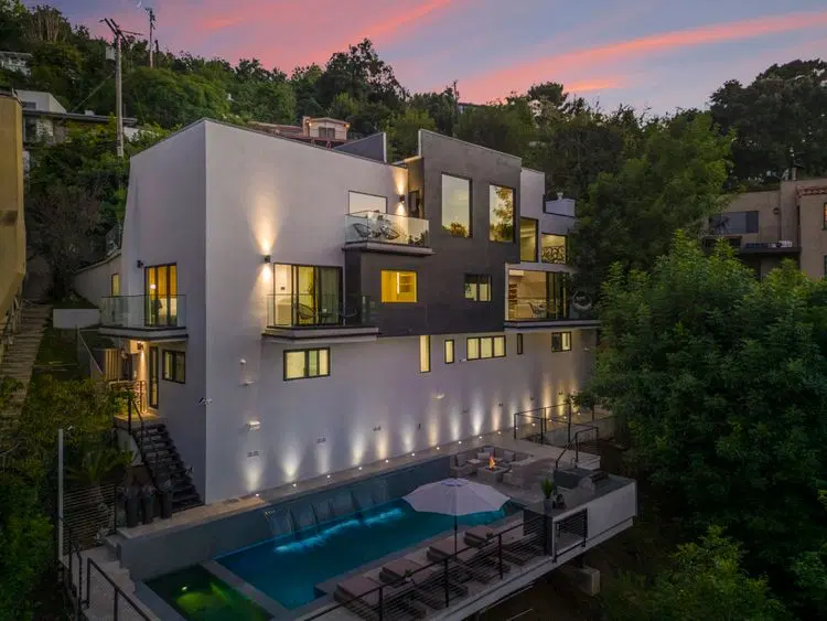 Caverna Estate