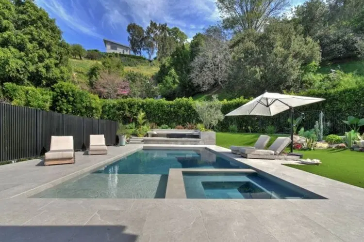Round Valley Residence