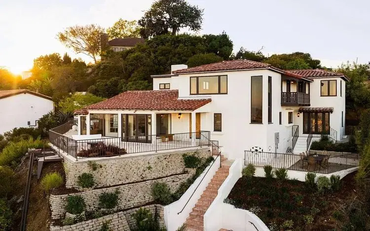 Los Tilos Estate