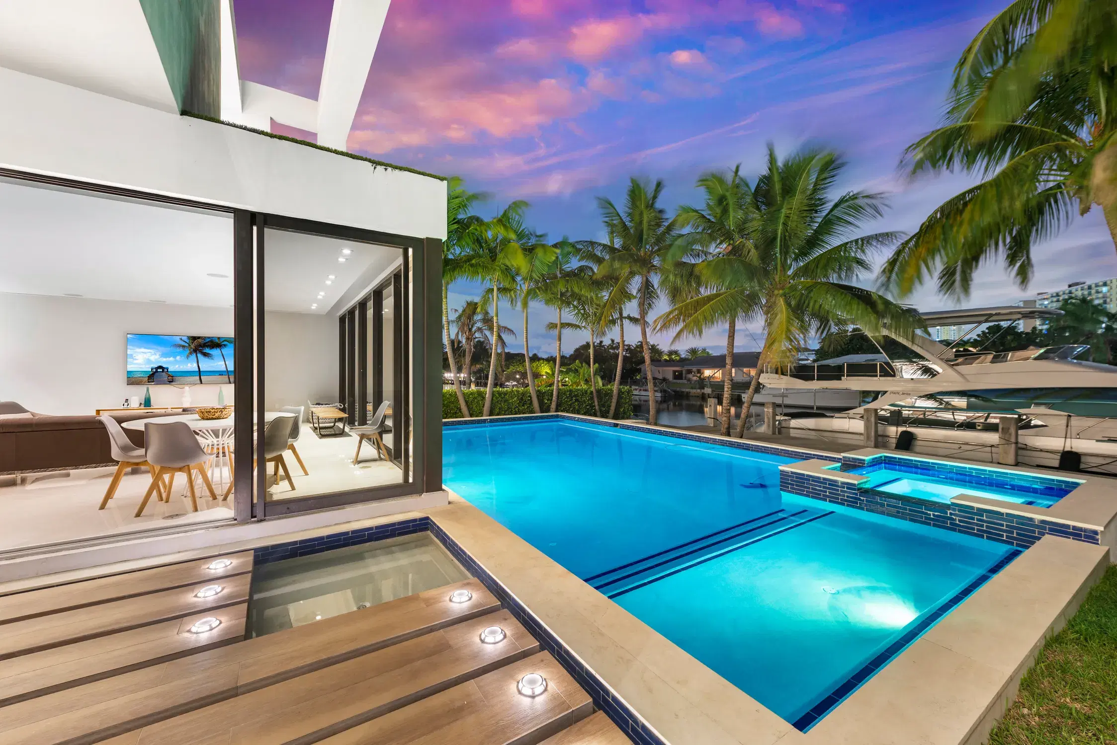 Palm Shores image 5