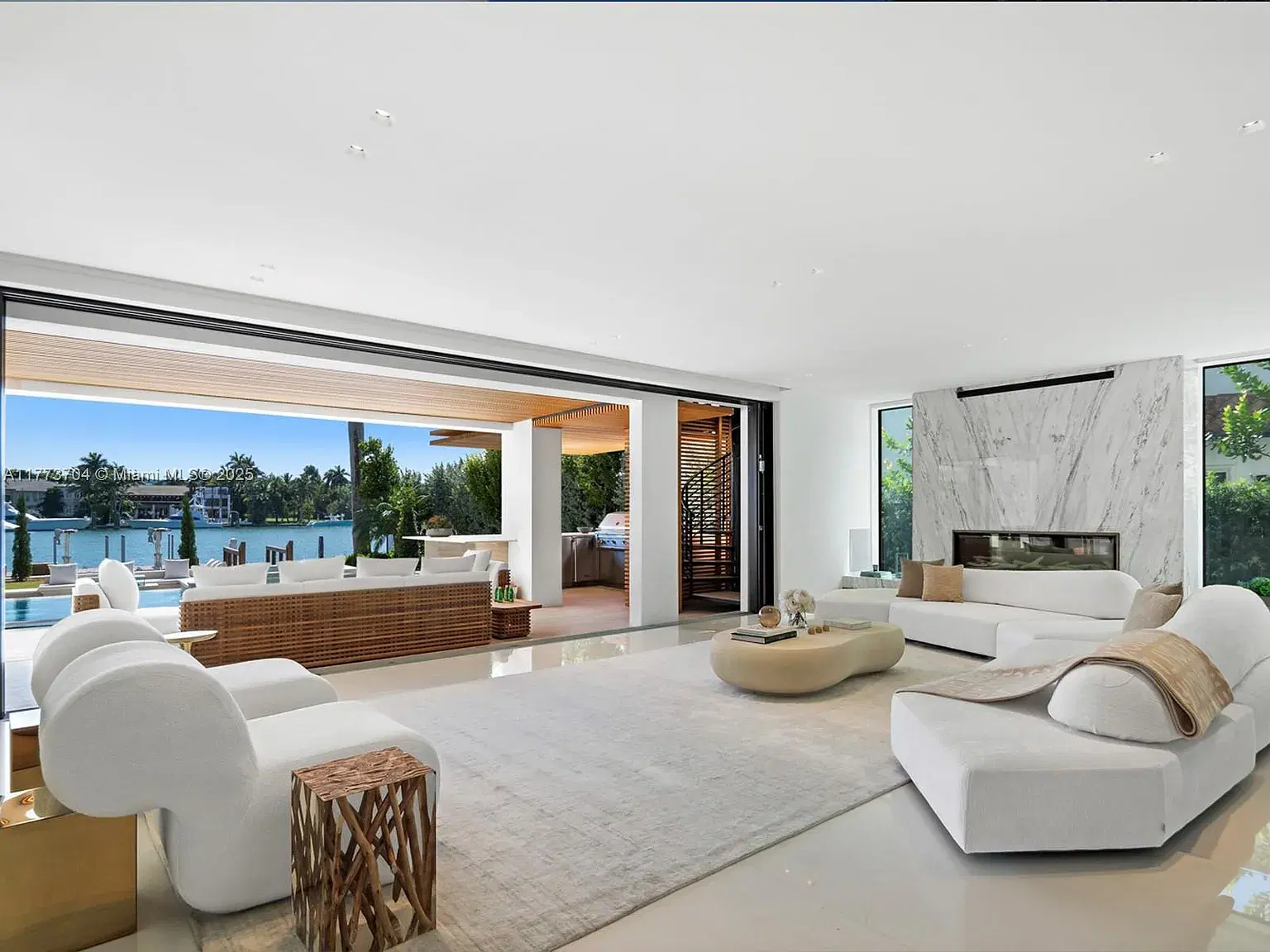 Modern Oasis  image 3