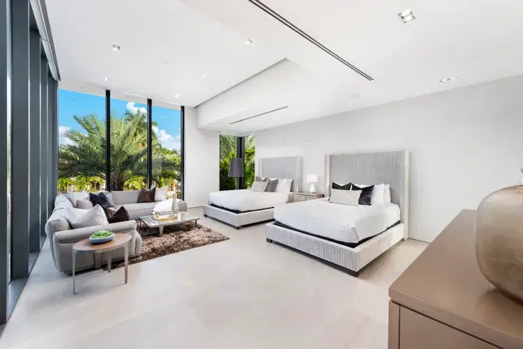 Seagate Mansion image 2