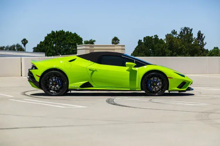Lamborghini Huracan Evo image 1