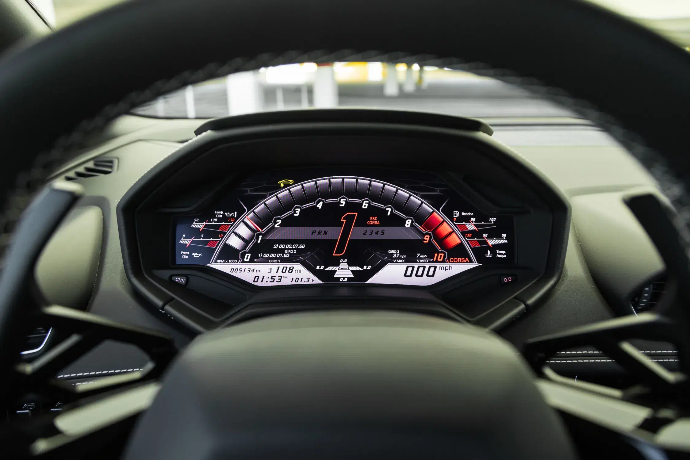 Lamborghini EVO AWD image 5