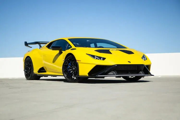 Lamborghini Huracan STO image 1