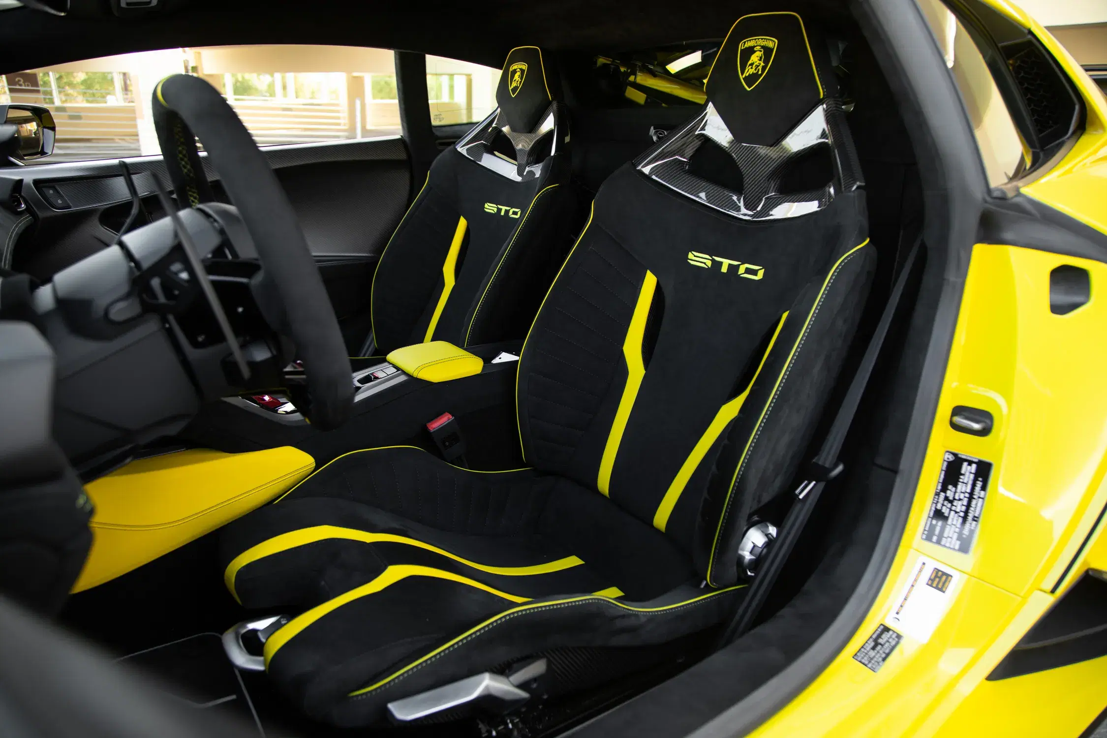 Lamborghini Huracan STO image 5