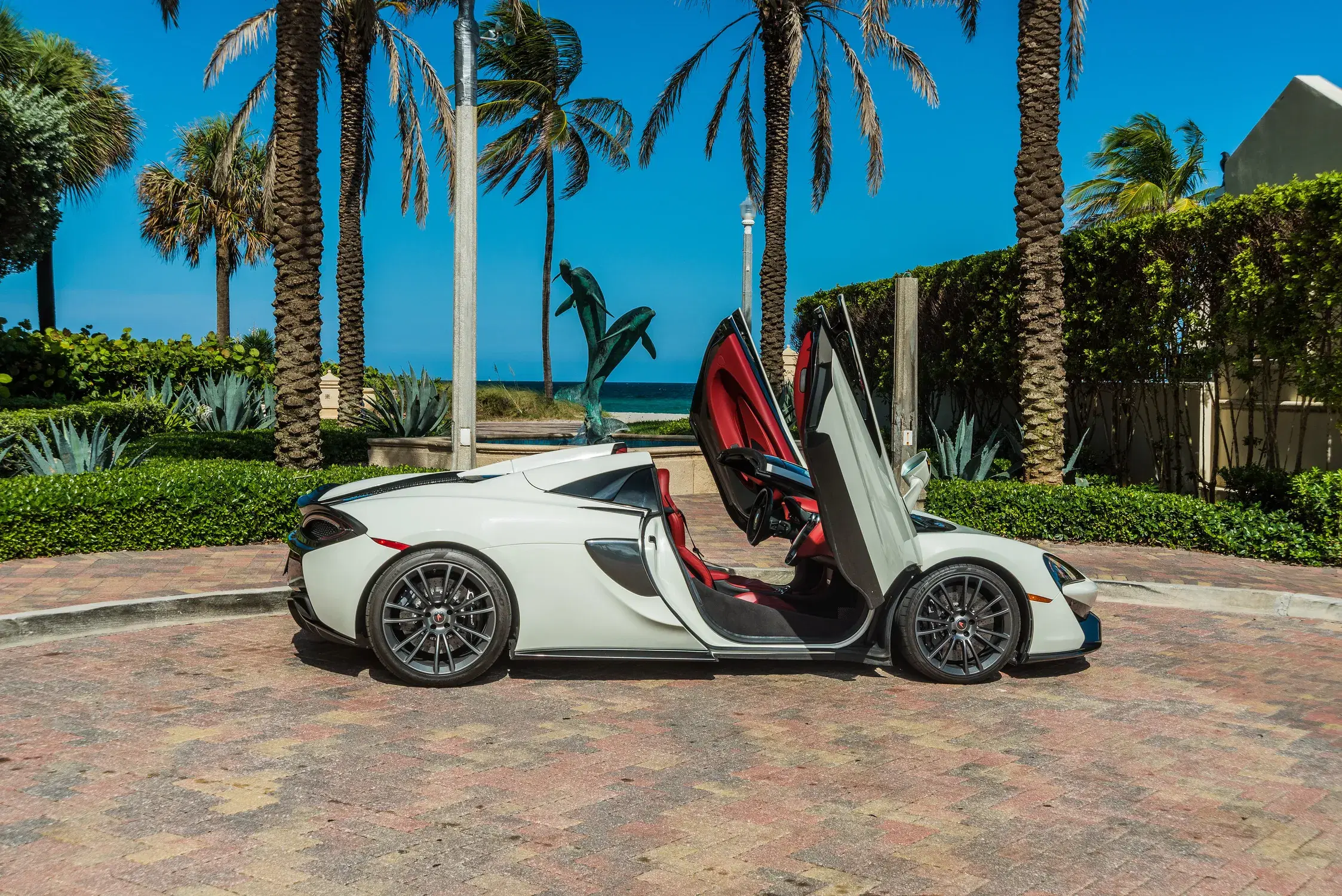 Mclaren 570 image 5