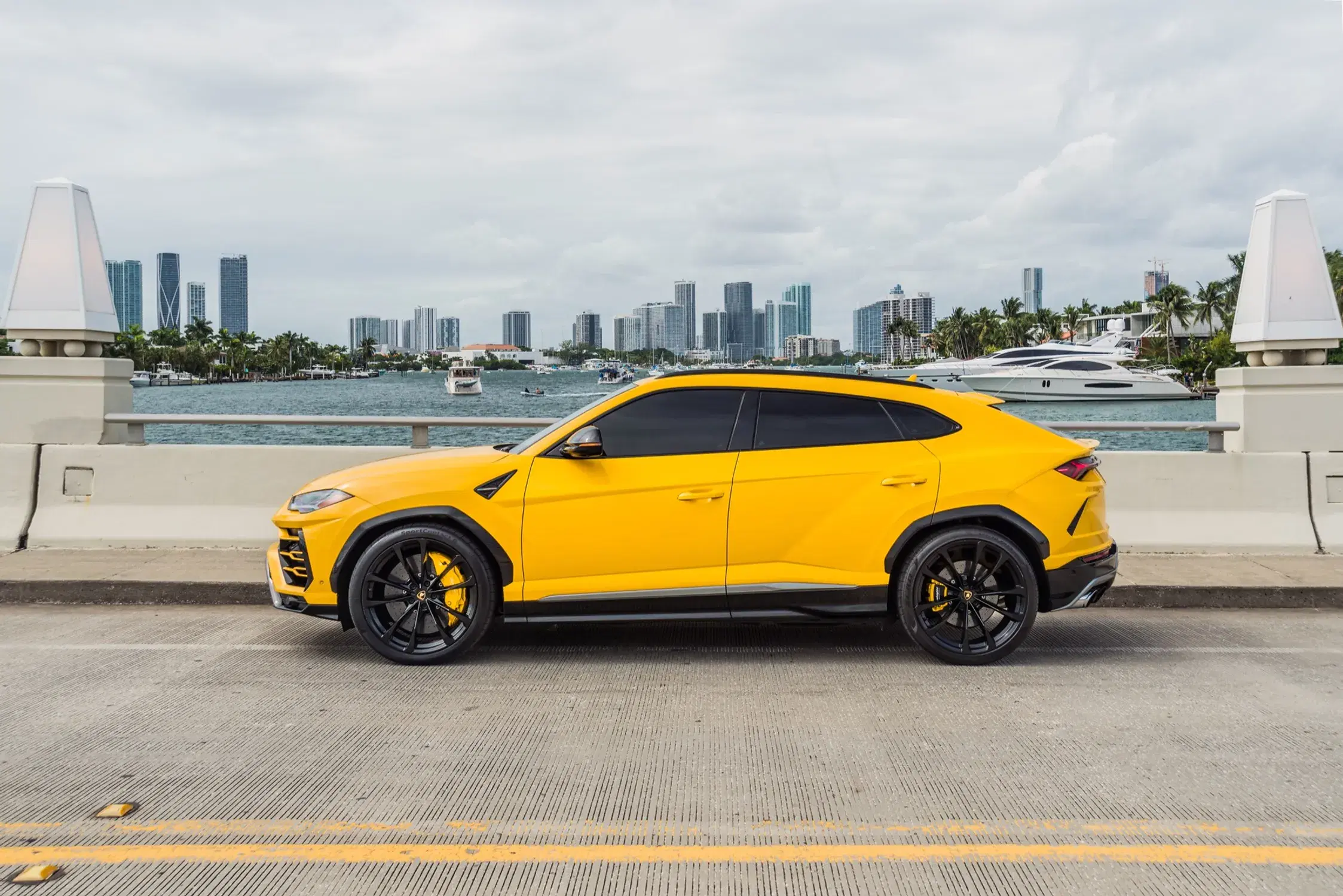 Lamborghini Urus image 5
