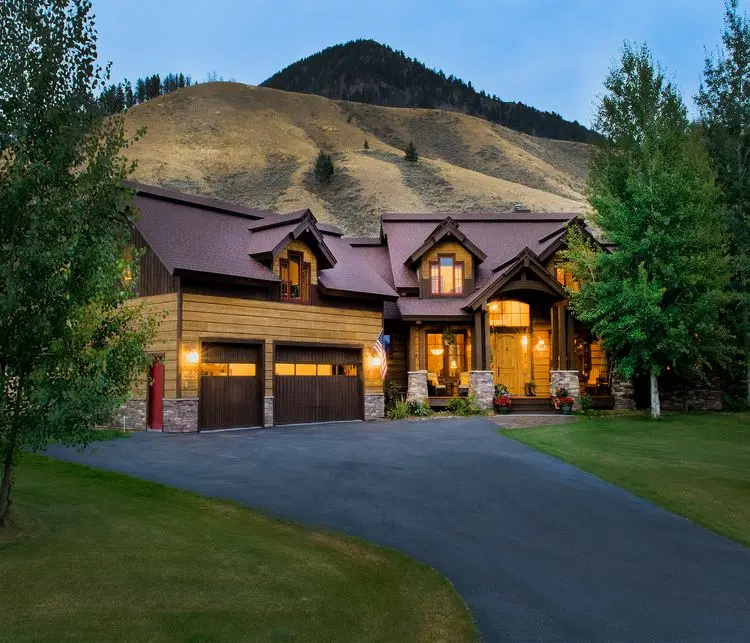 Horsethief Hideaway image 1