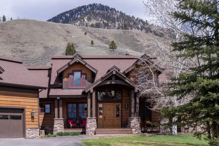 Horsethief Hideaway image 2