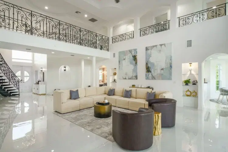 Villa Fairbanks image 3