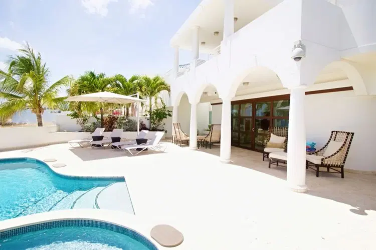 Isla Nova image 3
